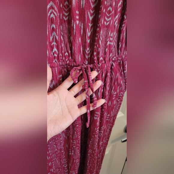 Roxy Red Jumpsuit Vibrant and Chic - Picture 3 of 7